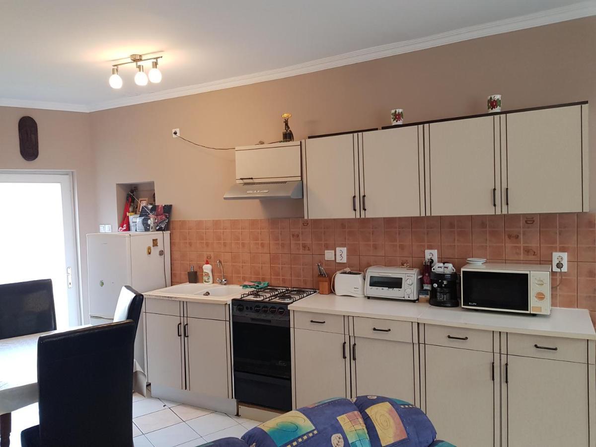 Belvarosi Apartman Apartment Eger Luaran gambar