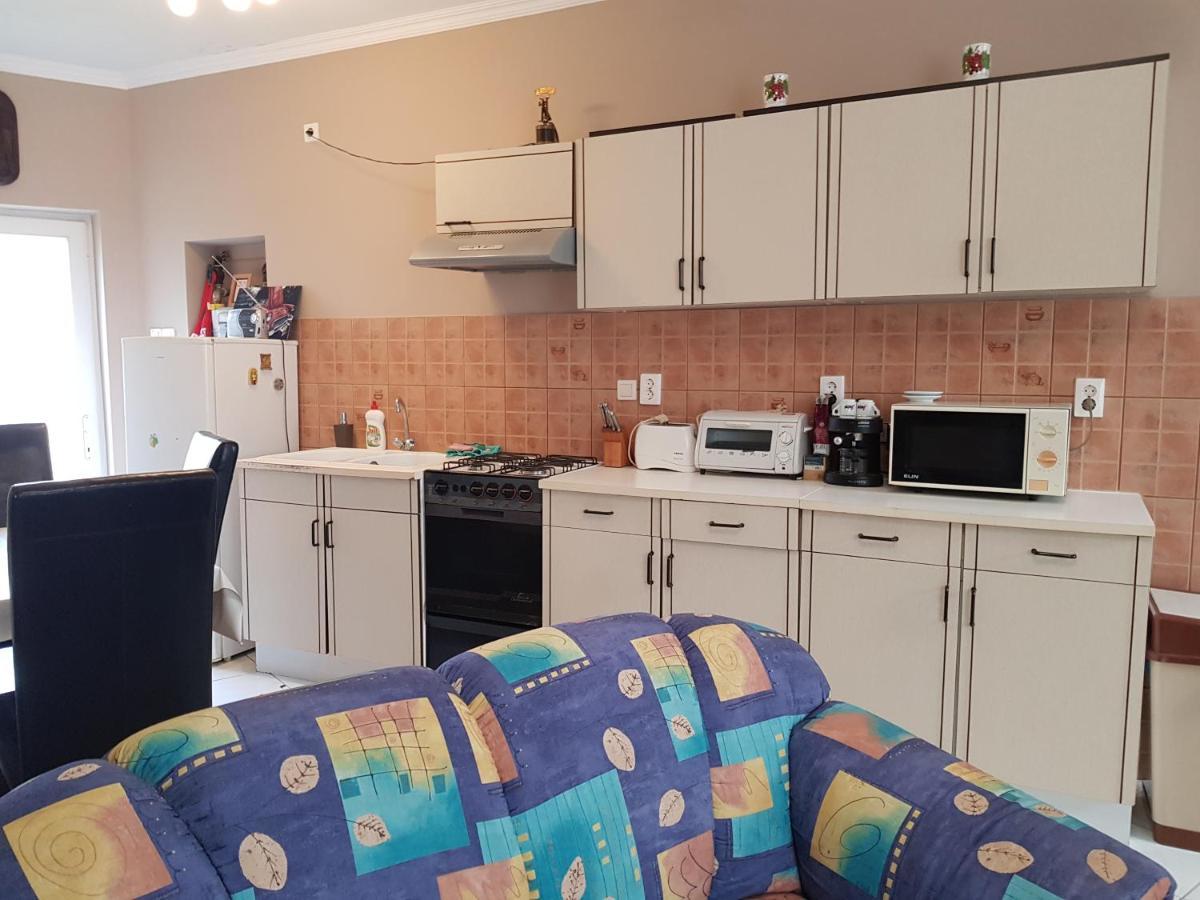 Belvarosi Apartman Apartment Eger Luaran gambar